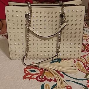 White Guess Tote
